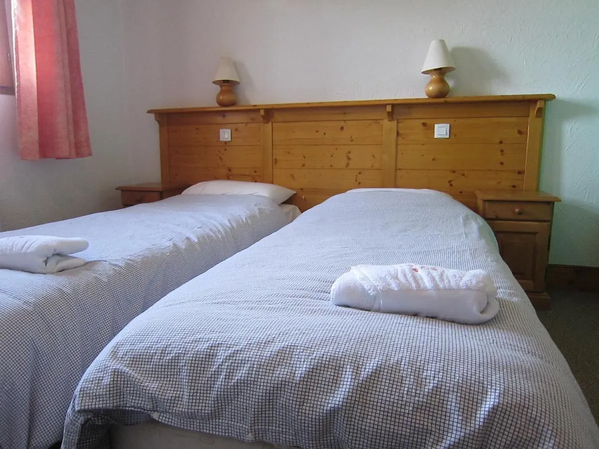Chalet Beyond - Gelinotte Oz 0*,